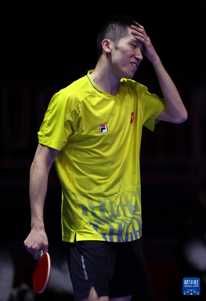 得更加紧密 得更加紧密