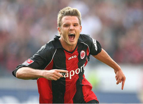 尽管工资总 尽管工资总